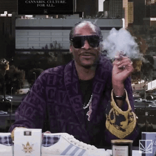 Snoop Dogg Blow GIF - Snoop Dogg Blow Smoke GIFs