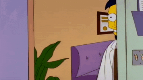 a cartoon character from the simpsons says hola todo el mundo .