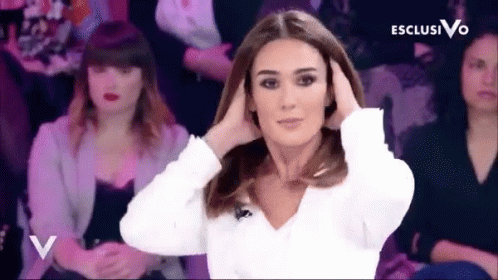 Silvia Toffanin Verissimo GIF - Silvia Toffanin Verissimo Pamela Prati GIFs