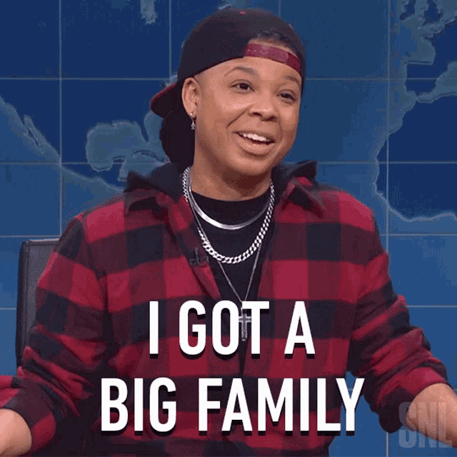 I Got A Big Family Saturday Night Live GIF - I Got A Big Family Saturday Night Live I Got A Huge Family GIFs