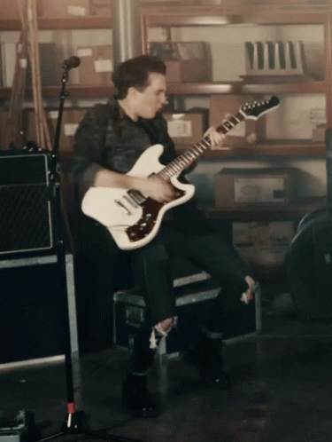 Weathers Playing Guitar GIF - Weathers Playing Guitar Rocking Out GIFs