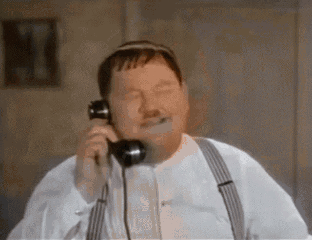 Laurel And GIF - Laurel And Hardy GIFs