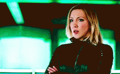 Katie Cassidy The Flash GIF - Katie Cassidy The Flash GIFs