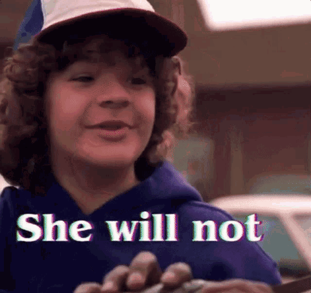 Stranger Things She Will Not Be Able To Resist GIF - Stranger Things She Will Not Be Able To Resist These Pearls GIFs