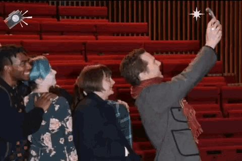 Benedict Cumberbatch Snap GIF - Benedict Cumberbatch Snap Selfie GIFs