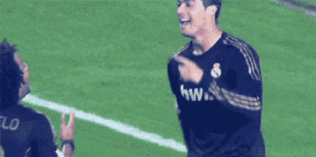 a soccer player wearing a shirt that says bwin