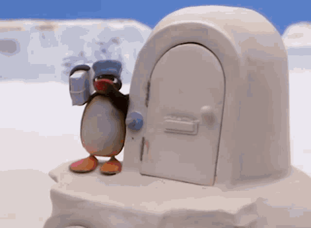 Pingu Noot Noot GIF - Pingu Noot Noot Pingu Mail GIFs