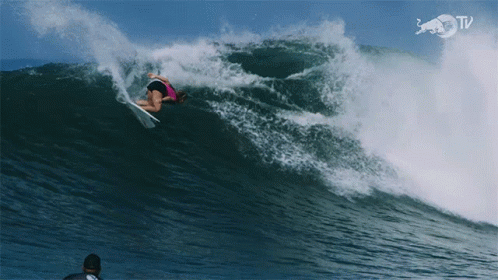 Surfing Caroline Marks GIF - Surfing Caroline Marks Red Bull GIFs