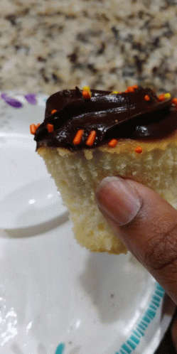 Eat Yummy GIF - Eat Yummy Cupcake GIFs