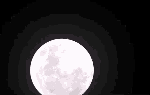 a picture of a full moon with the words hoje e noite de lua cheia above it