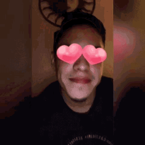 Kisses Rubenkiss GIF - Kisses Rubenkiss Selfie GIFs