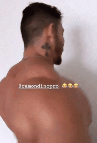 Muscle Traps GIF - Muscle Traps Ramon Queiroz GIFs