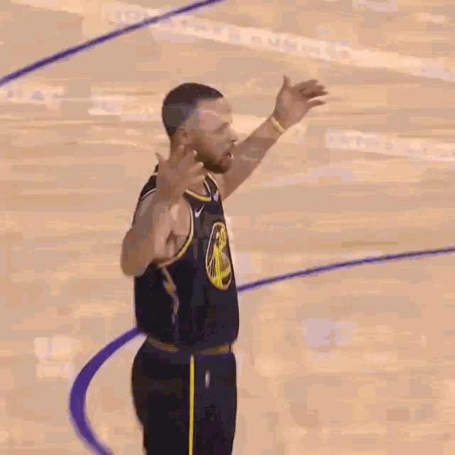 Curry Dancing GIF - Curry Dancing Dancercurry Curry Curry123 GIFs