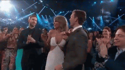 Taylor Wins GIF - Taylor Swift Calvin Harris Billboard GIFs