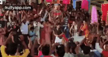 Pilla Nee Baavanisthavaa.Gif GIF