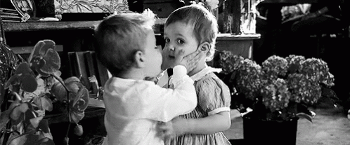 Dawwwww GIF - Kids Kiss Kissing GIFs