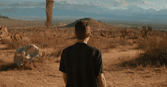 Twister Ryland James GIF - Twister Ryland James Shoulder To Cry On GIFs