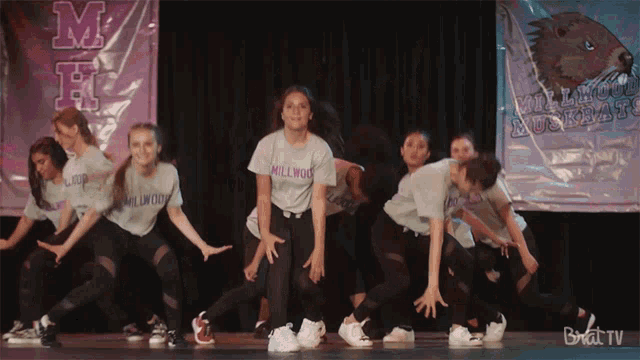 Dancing Strike A Pose GIF - Dancing Strike A Pose Dance Moves GIFs