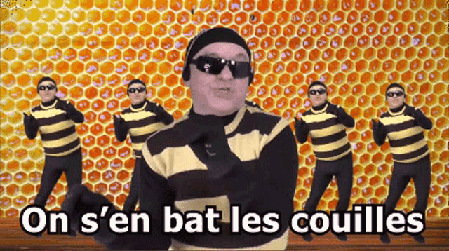 Doudoul Bee GIF - Doudoul Bee Abeille GIFs