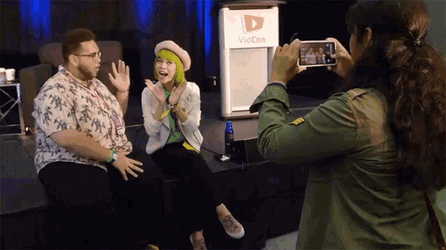 Clapping Pose GIF - Clapping Pose Taking Picture GIFs