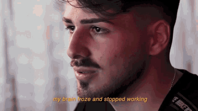 My Brain Froze And Stopped Working Kina GIF - My Brain Froze And Stopped Working Kina Kina Beats GIFs