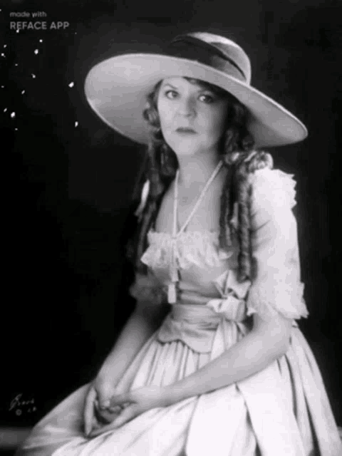Renée Slater GIF - Renée Slater Vintage GIFs