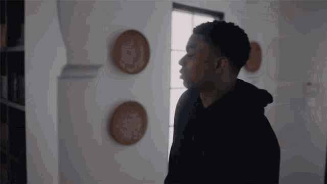 Looking Around Lost GIF - Looking Around Lost Confused GIFs