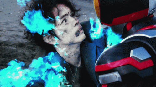 Kamen Rider Kaixa Death GIF - Kamen Rider Kaixa Death Turned Into Dust GIFs