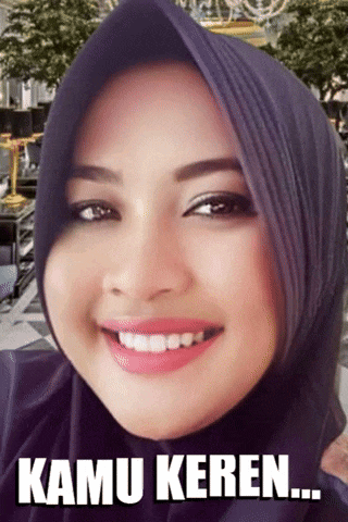 a woman wearing a purple hijab is smiling with the words kamu keren written below her