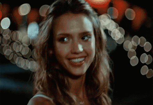 No Encontro Com O Boy, Desastrada GIF - Jessica Alba Smiling Pole GIFs