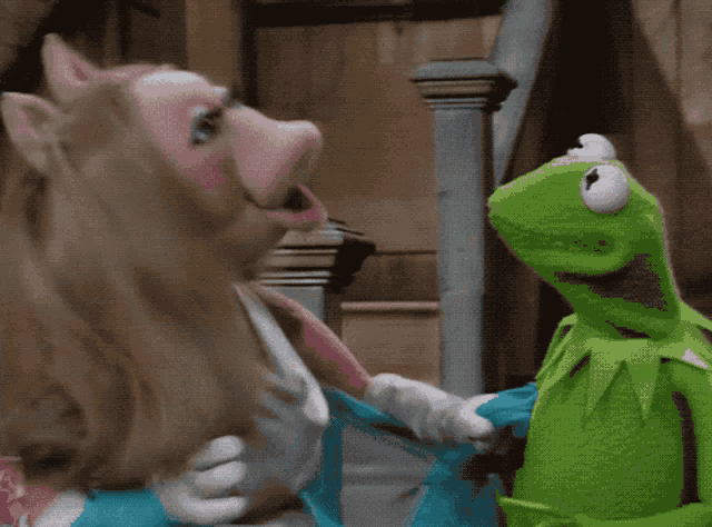 Muppets Kermit GIF - Muppets Kermit Miss Piggy GIFs