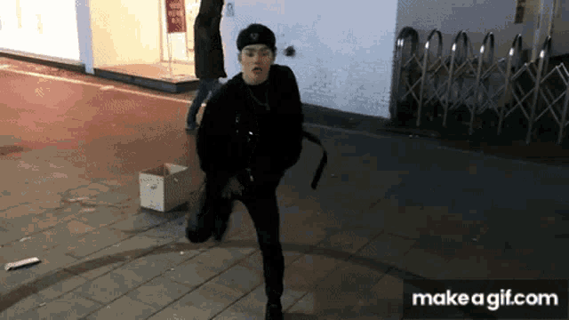 Leo Kang Dance GIF - Leo Kang Dance Moves GIFs