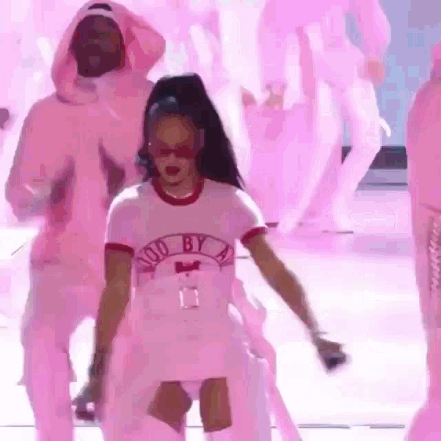 Rihanna Dance GIF - Rihanna Dance Concert GIFs