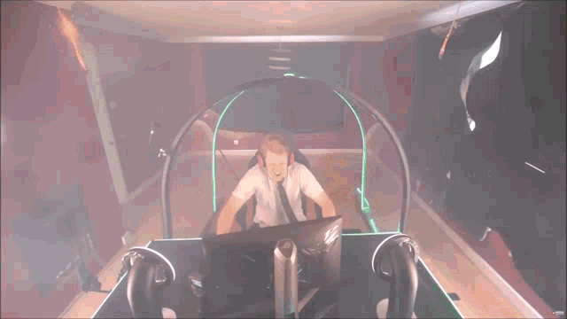 Colinfurze Gaming GIF - Colinfurze Gaming Explosion GIFs