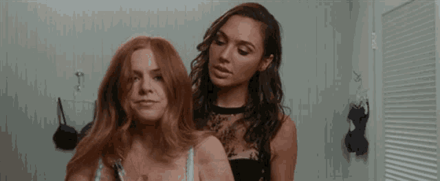 Sexy Girls Gaygirls GIF
