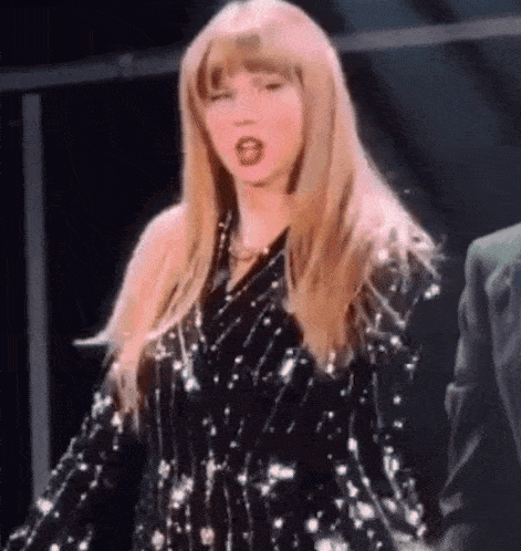 Heartaglows Taylor Swift GIF - Heartaglows Taylor Swift Eras Tour GIFs