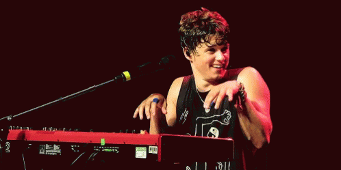 The Vamps Keyboard GIF - The Vamps Keyboard Play GIFs