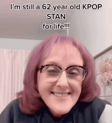 Old Lady Kpop Stan GIF - Old Lady Kpop Stan 62 Year Old GIFs