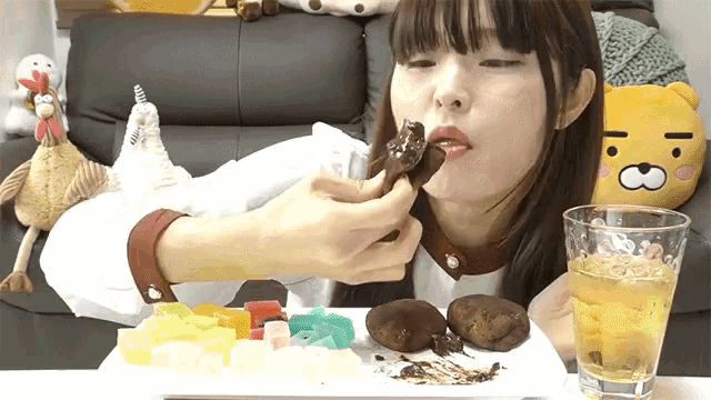 Chocolate Taste GIF - Chocolate Taste Togimochi GIFs