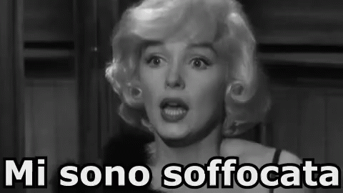 Soffocare Soffocato Andare Di Traverso Marilyn Monroe GIF - Choke Choked Choke On GIFs