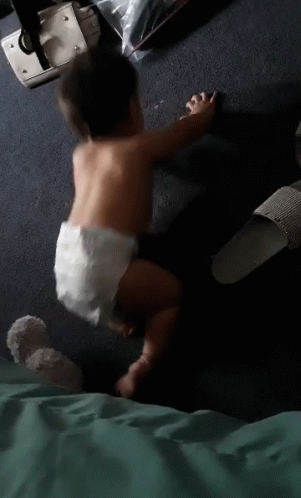 Crawling Baby GIF - Crawling Baby Diaper GIFs