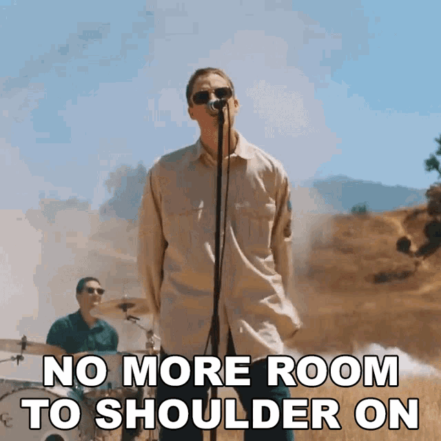 No More Room To Shoulder On Parker Cannon GIF - No More Room To Shoulder On Parker Cannon The Story So Far GIFs