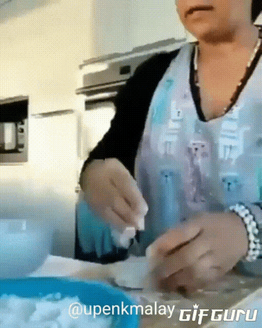 Making Pizza Crust GIF - Making Pizza Crust Baking GIFs