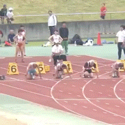 a group of people are getting ready to run a race