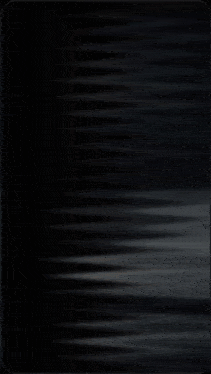 a blurry picture of a body of water