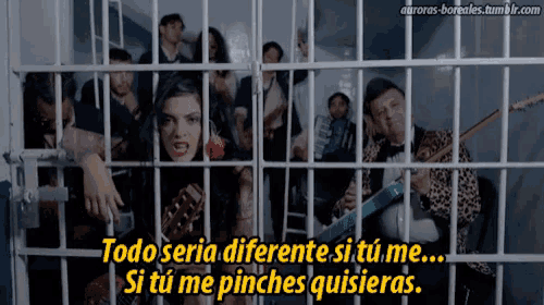 a group of people behind bars with the words todo seria diferente si tu me si tu me pinches quisieras on the bottom
