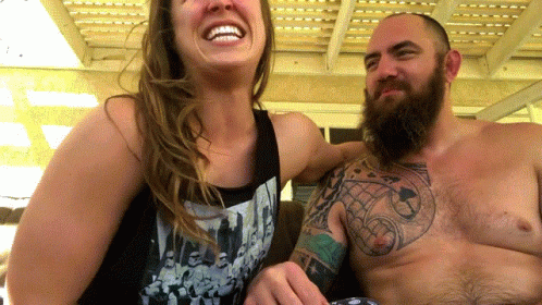 Ronda Rousey Travis Browne GIF - Ronda Rousey Travis Browne Laughing GIFs