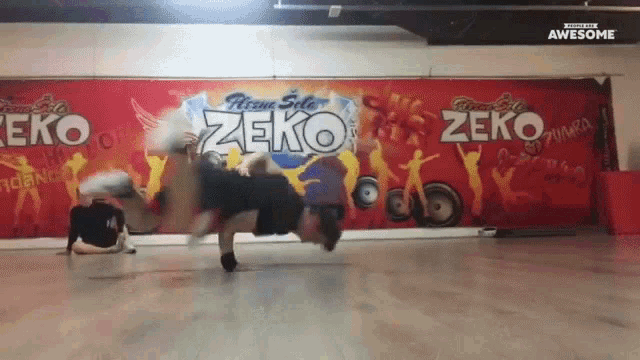 Balancing People Are Awesome GIF - Balancing People Are Awesome Athletic GIFs