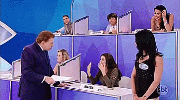 Angry Argue GIF - Angry Argue Explain GIFs