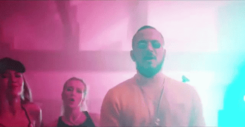 Partying Feeling It GIF - Partying Feeling It Cocky GIFs